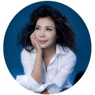 回头率|【君君魔法课程】素人改造——穿出明星范儿，赚足回头率