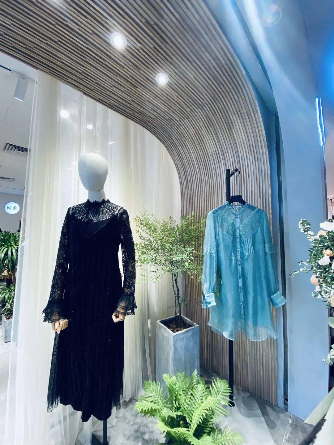 焕新|一楼焕新 | 这是一个特立独行的品牌，三分盐/三分甜/三分有趣，还有一分等你来体会