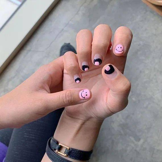 感觉|BLACKPINK新歌MV太好看，美甲比彩妆还惹眼！