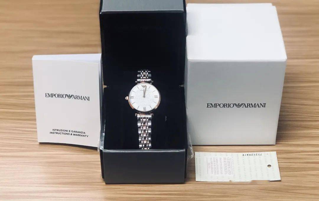 满天星|好物┃明星都在戴的阿玛尼满天星，官网3990我们不到三折，专柜气到关门！