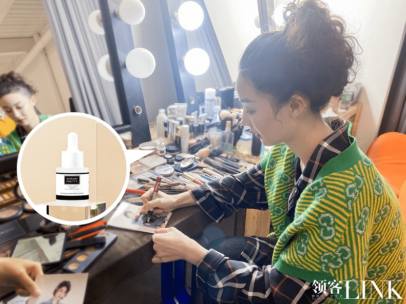 贫民窟|杨幂熬夜后护肤要花2万块？怪不得皮肤吹弹可破！贫民窟女孩就不配消除熬夜痘、黑眼圈吗？