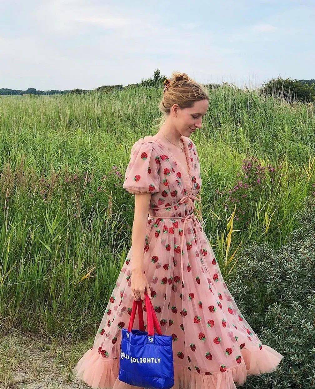 @lirika|小众品牌分享 | 女孩们都想要草莓裙
