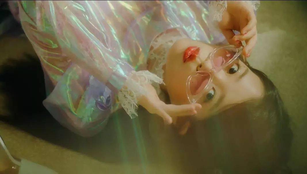 画面|这年头还能边看歌曲MV边学摄影了？太赞了！