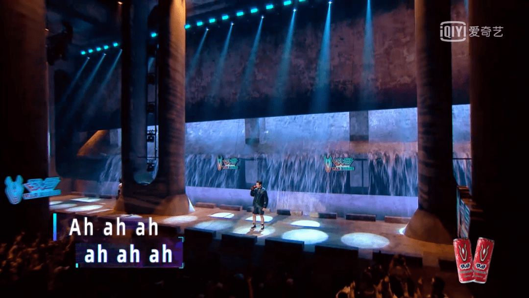 内容|中国新说唱 | 张靓颖公演现场失控忘词，到底是什么情况？！