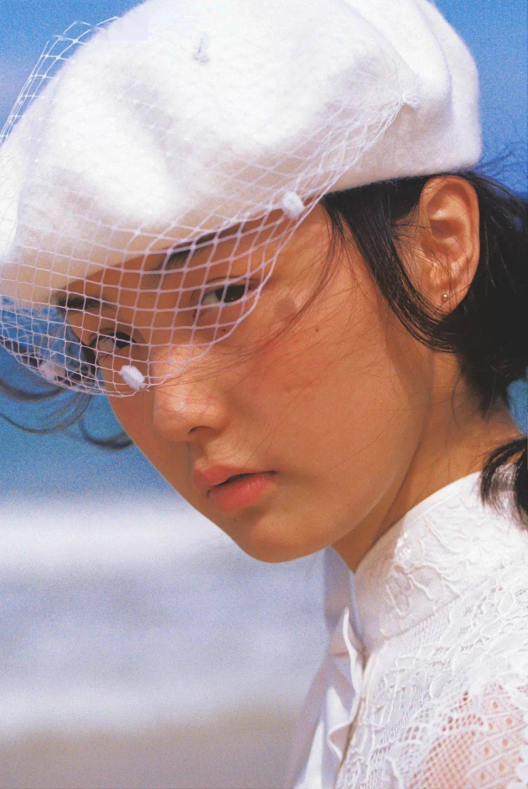 亮片|对准新娘们说：结婚时间可以重合，但妆容不可以！