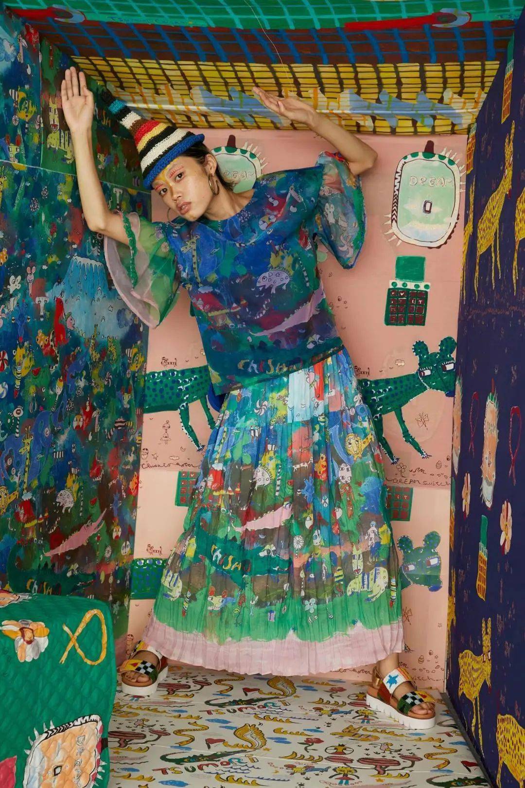 Chisato|没想到现在的设计师竟然如此“好色”！