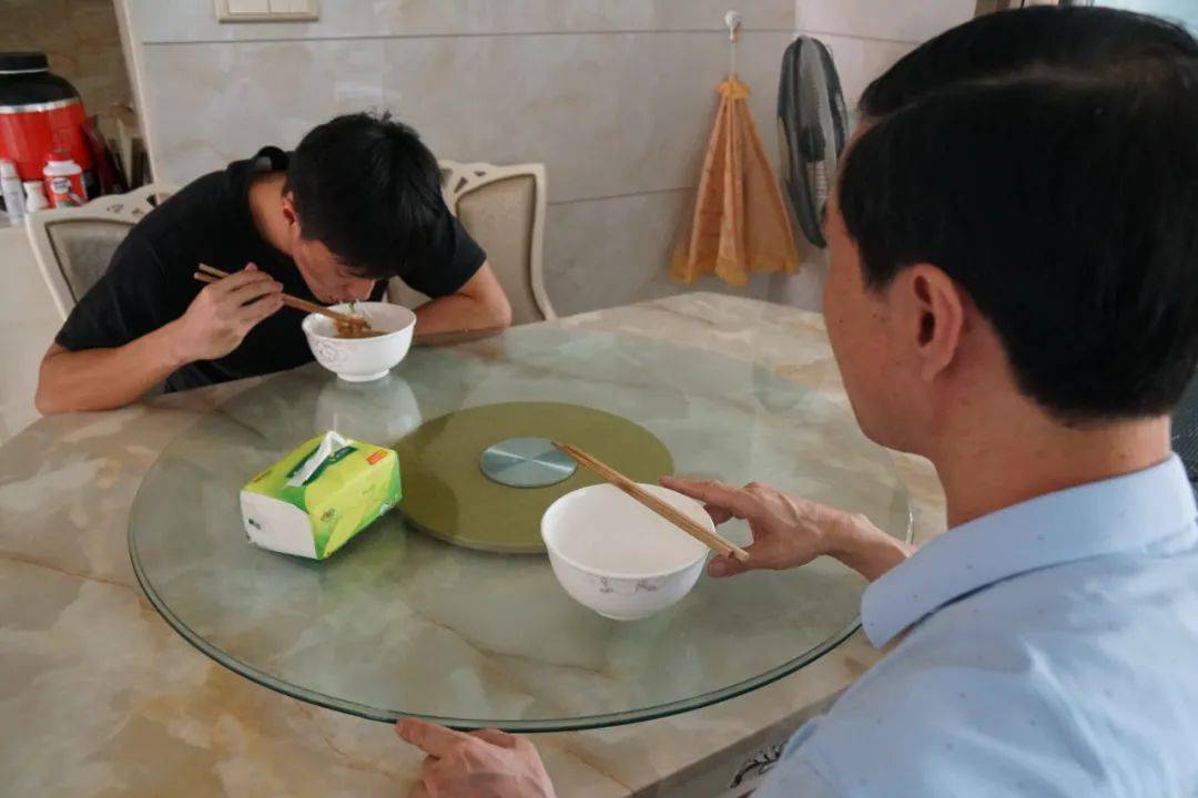 定人定量"光盘"为荣!永嘉这户绿色家庭节约有妙招