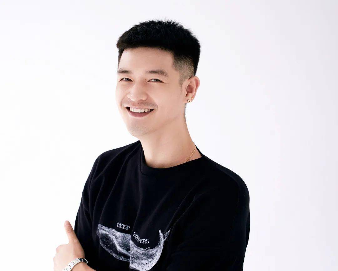 时尚|孟佳成团后时尚资源好到逆天 还不是因为私下这些“小动作”！