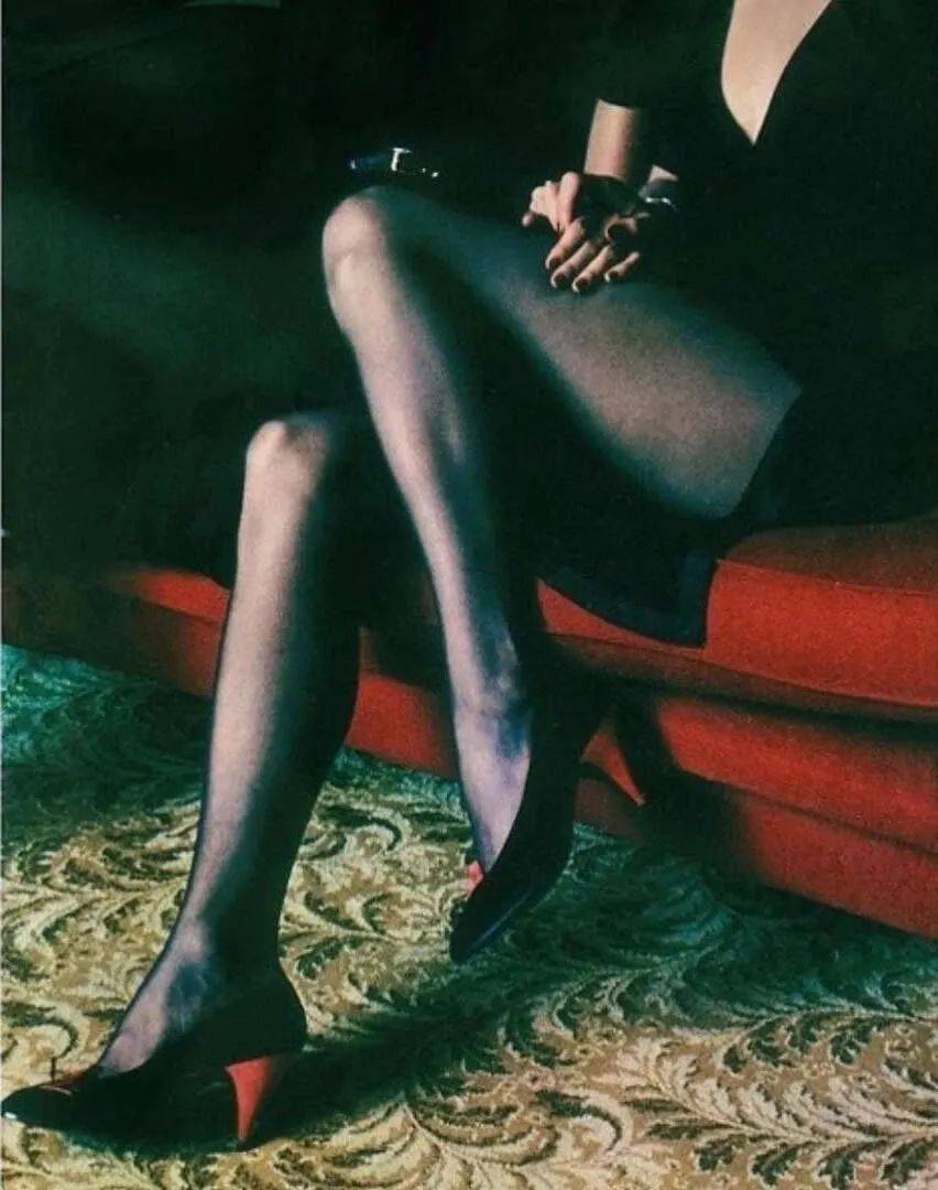高跟鞋|100张大师镜头下危险迷人的高跟鞋