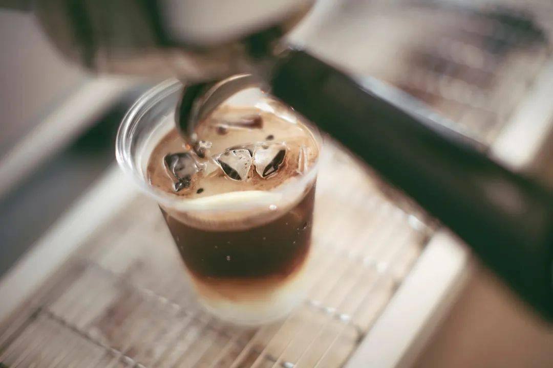 系列|潮事 | 最近的 New Balance 联名也太多了吧？