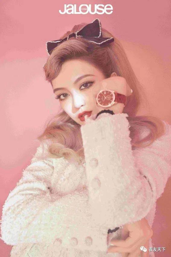 马利龙|周扬青佩戴宝齐莱马利龙系列腕表发布联名女性公益项目