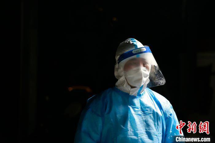 全员|云南瑞丽连夜推进全员核酸检测：只为让群众早点放心