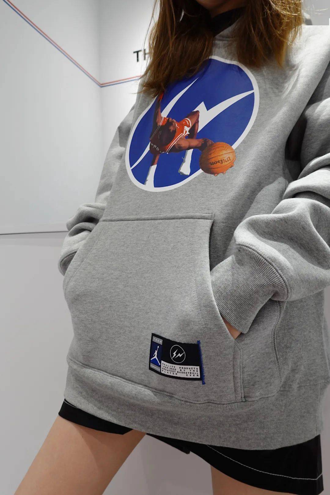 tee|藤原浩的便利店能有多潮？缺姐带你们一探究竟