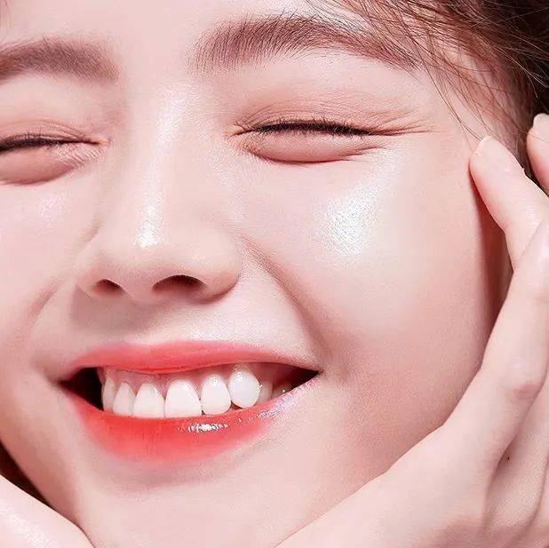 肌肤|水光妆升级版来了,又美又立体的海豚玻璃肌你听过吗?