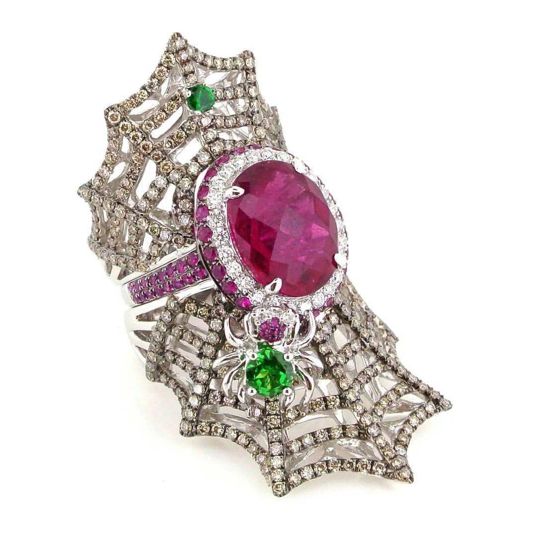 品牌|第59期 充满自然艺术风格的珠宝 WENDY YUE