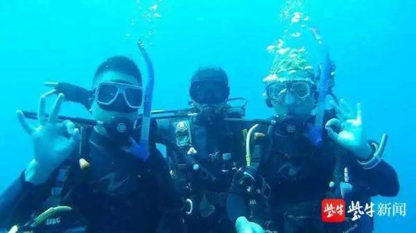 任玉洁|这个新生有个性：高一考到AOW潜水员资格证，14岁时走遍大半个中国