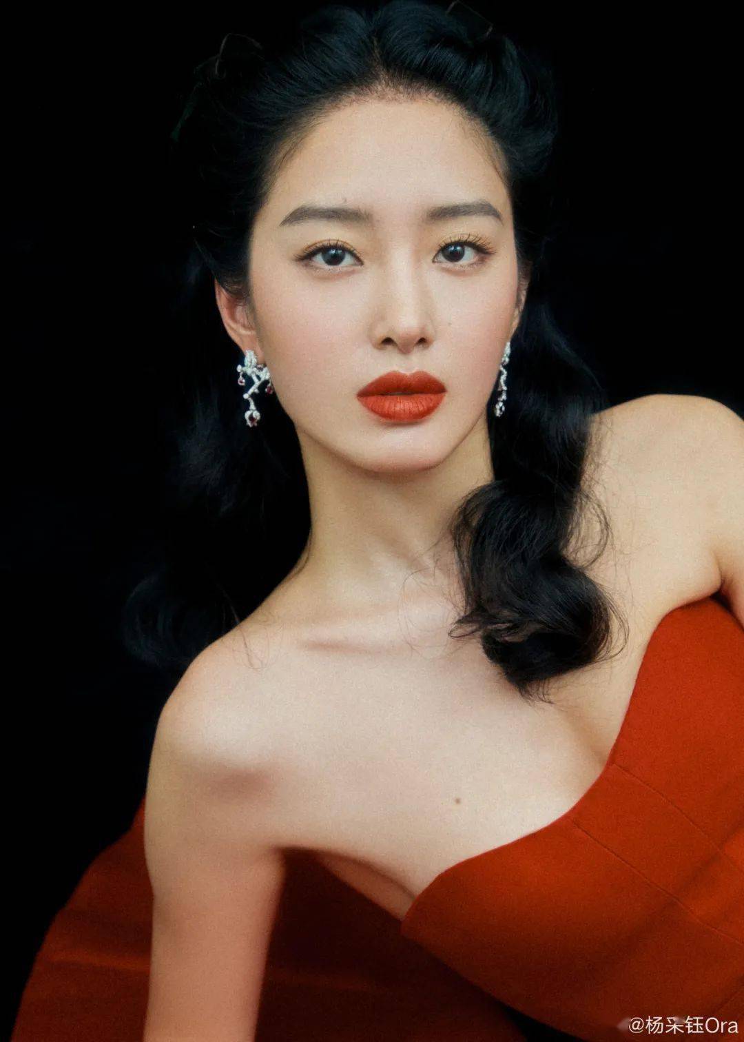 双眼皮|为什么“整容脸”女孩,更受直男欢迎?