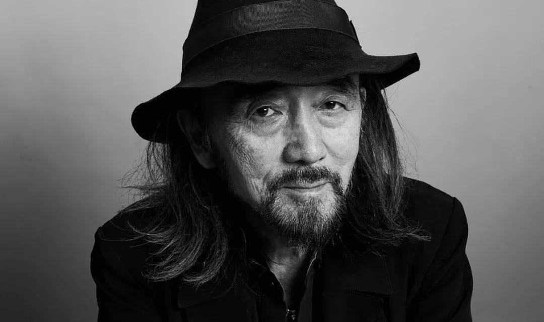 山本耀|山本耀司牵手Supreme,说好的“反时尚”呢?