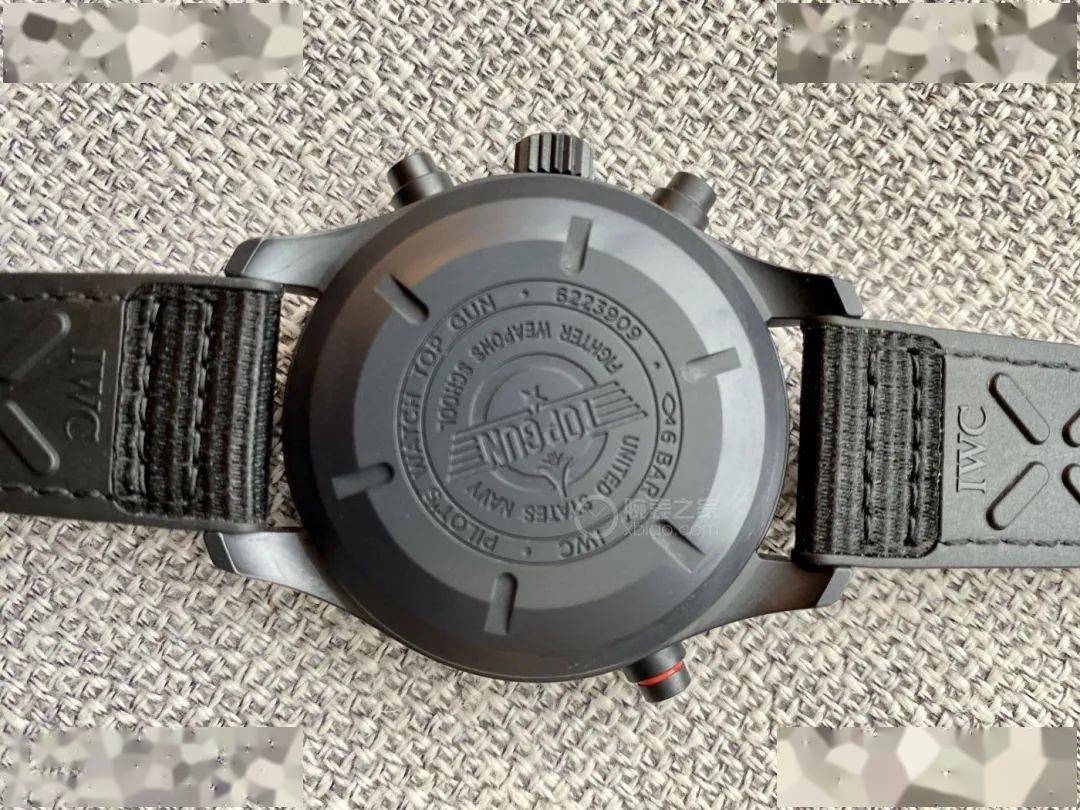 飞行员|#腕表测评官#飞行员计时系列毕业款——万国瓷化钛追针