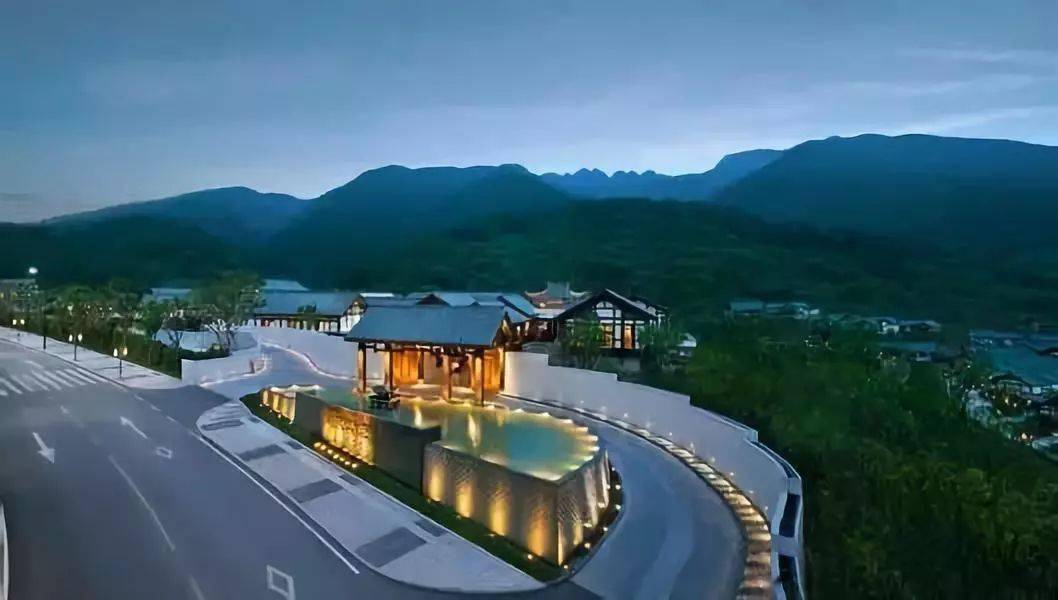 重庆2020半年gdp排名_中国gdp变化图(3)