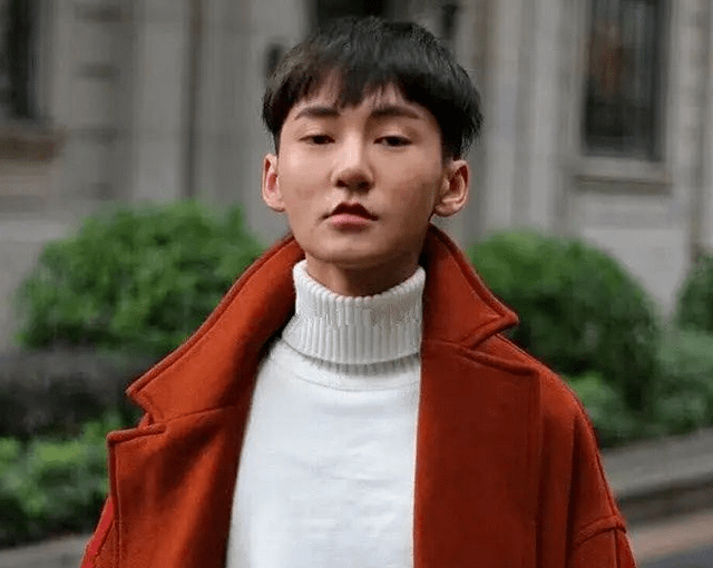 李由|碧螺春级绿茶网红雷神之锤上升期男爱豆，反转反转再反转!