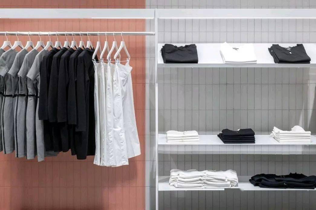 要点|秋冬服装陈列：2个要点+3个区域+8个技巧！