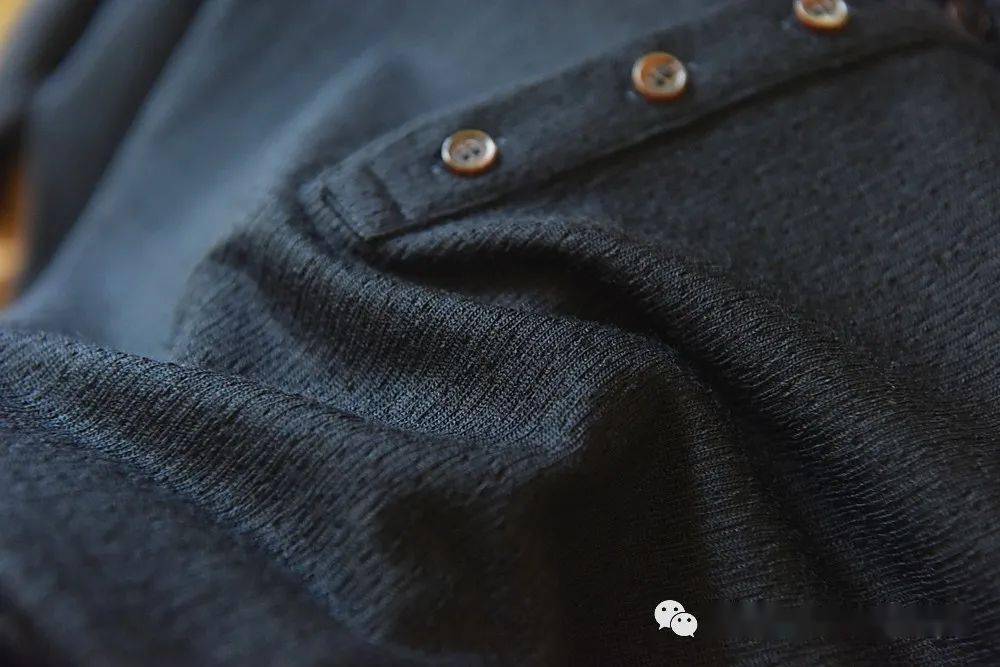 字母|福利 | 初秋原货精品：MM字母T恤，大牌条纹针织衫，V家POLO衫