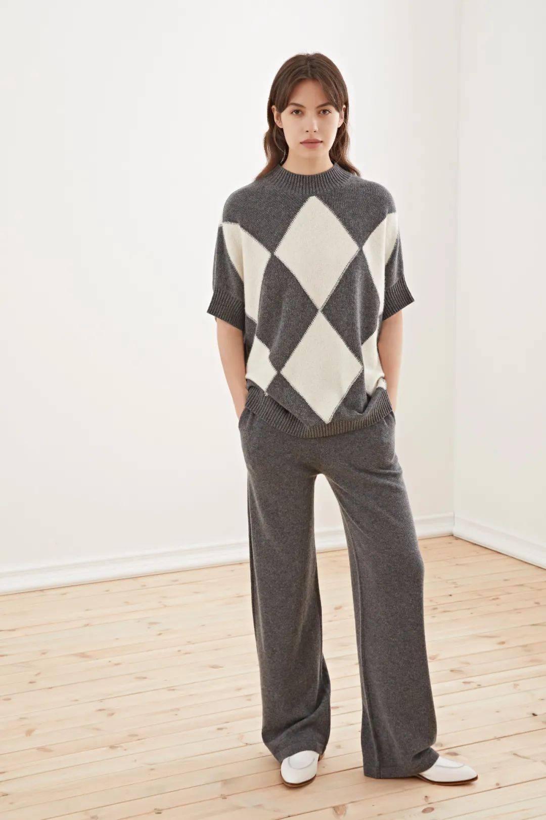 上新|系列上新|换件衣服,为自我赋能