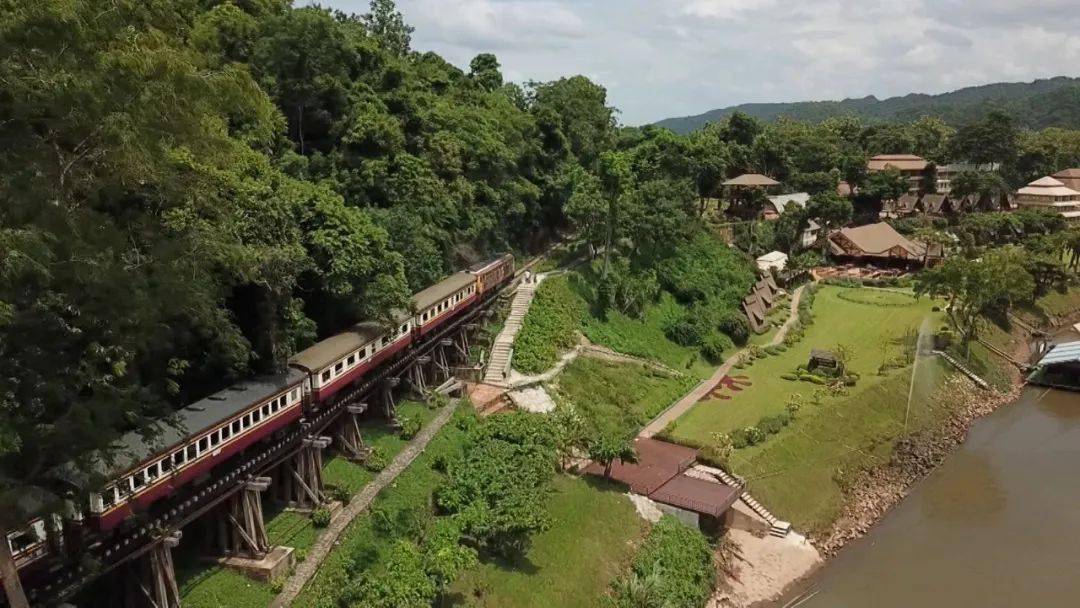 二战|“愿历史不再重演”：二战记忆六人谈