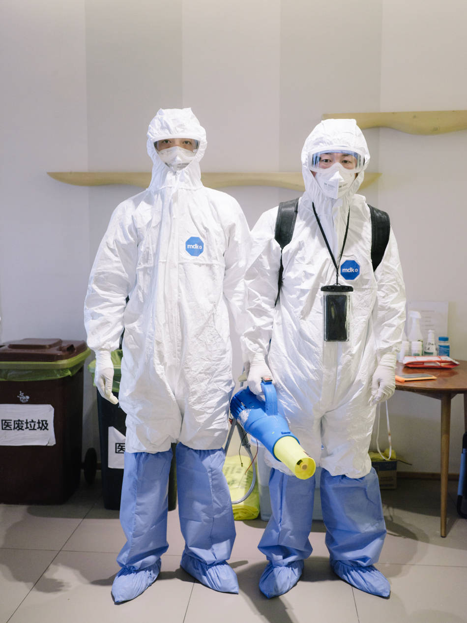 工作|沪上一日｜防疫下半场，超大城市中的社区医生