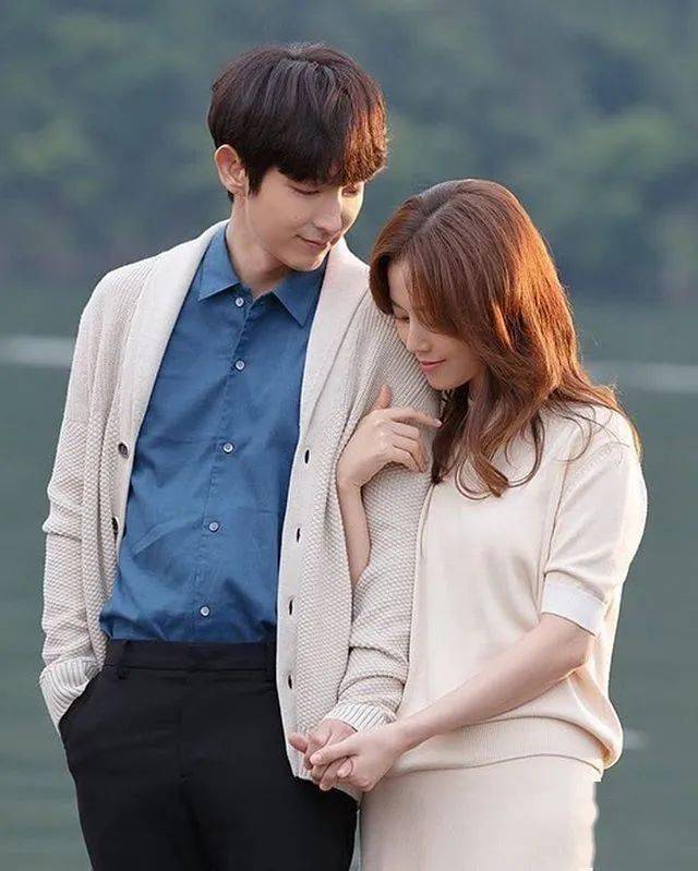 水润|《恶之花》李准基变身韩版“张东升”，女主发光美貌全靠“妆”？