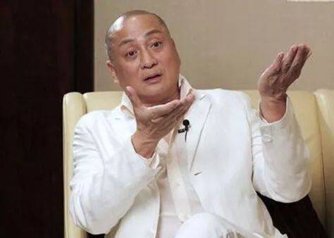 俏黄蓉|“最俏黄蓉”翁美玲为何会自杀？