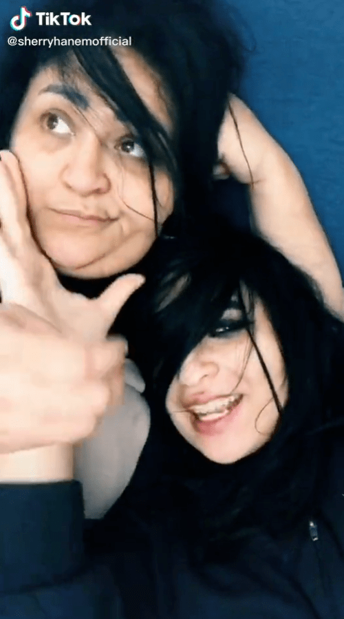 女性|女孩穿性感吊带被判刑！首相：穿这么少，被性侵都是你们自找