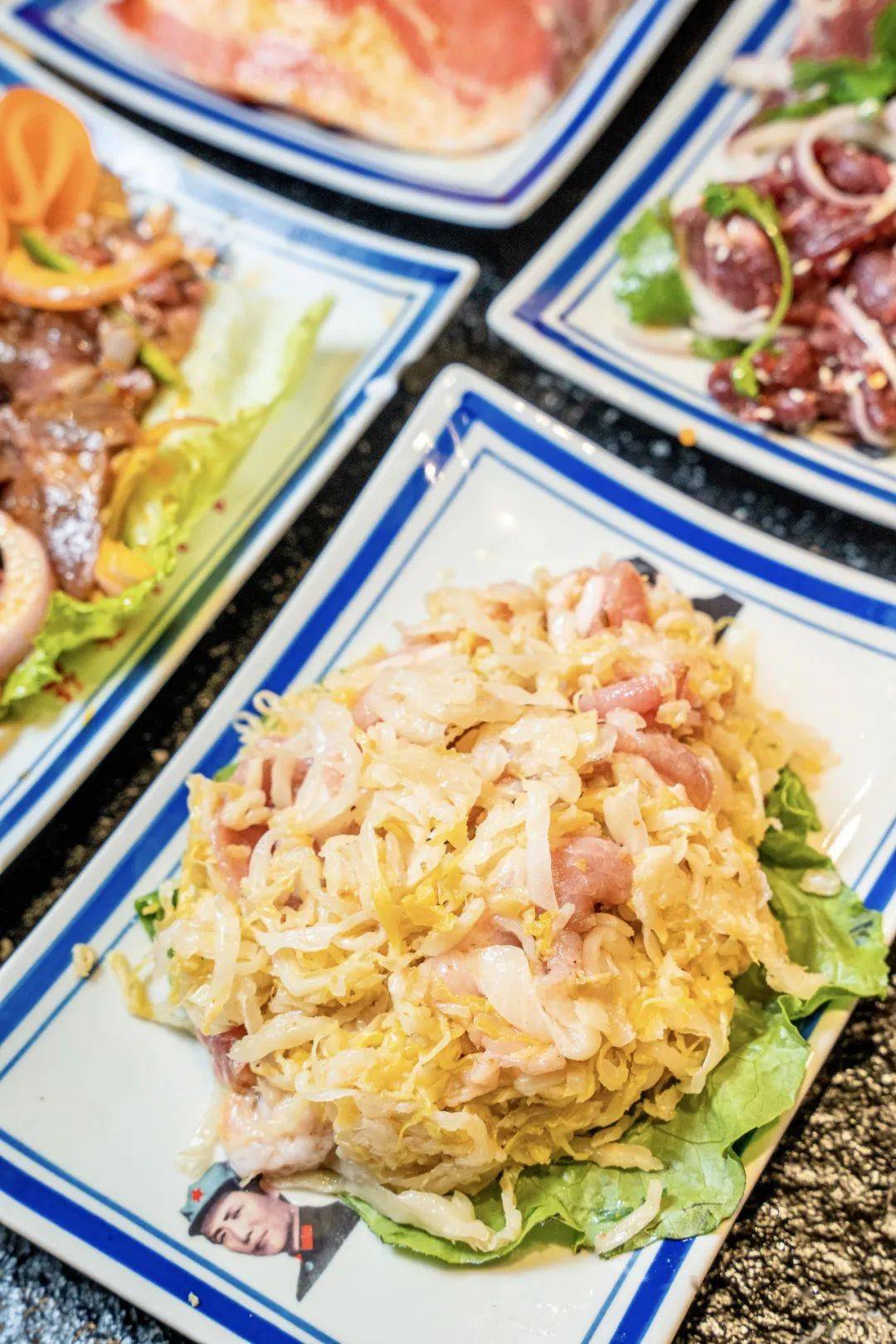 烤肉|口口爆汁，凌晨两点还全是人！这个城中村惊现“烤肉之都”！连续一个月3.3折