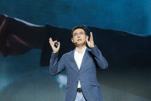 电视|创维电视召开秋季发布会，紧抓“5G+8K”基本点，五大“落地攻势”大秀全场