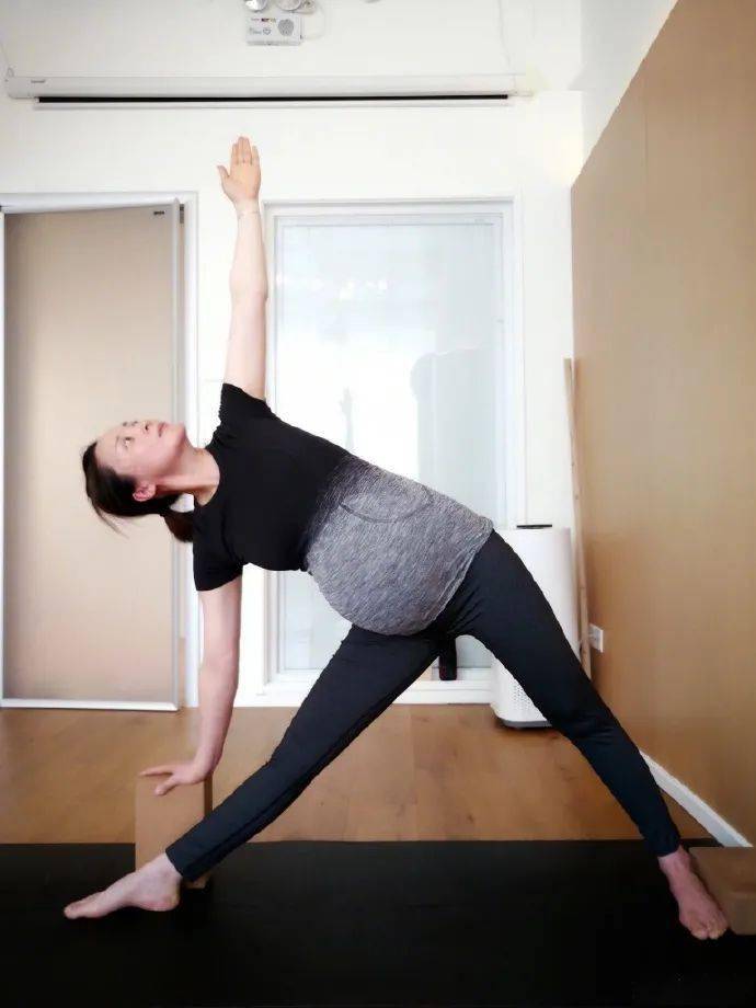 图片|和孙莉一样练舞，能拥有她的美背吗？