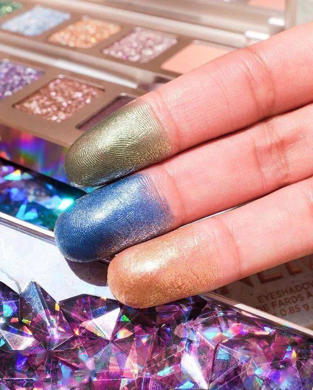 Coast|这几款新眼影盘配色真绝！还实用！我的钱包该怎么办？
