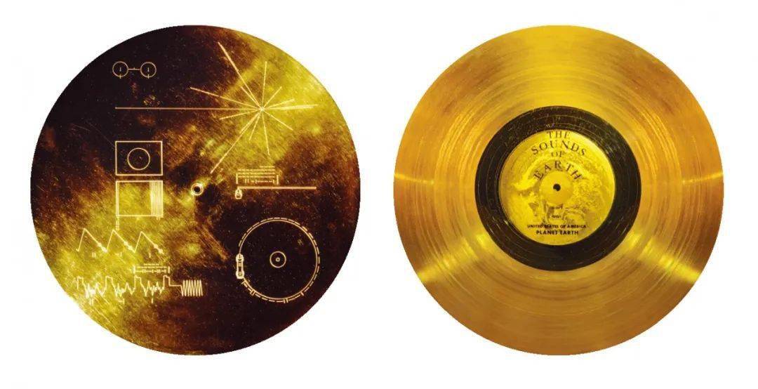 旅行者1号和旅行者2号空间探测器分别带着一张唱片去往宇宙,其中收录