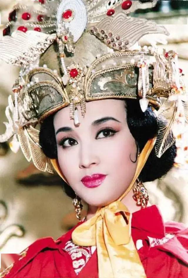 李佳琦|一次「换头」13亿人围观：比李佳琦更讨女人欢心的男人来了