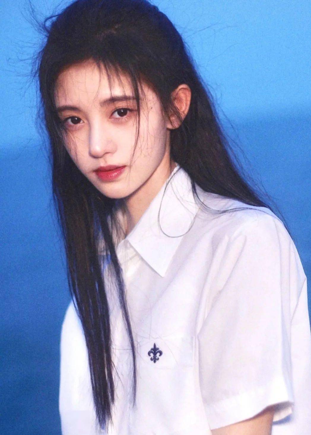 化妆|出道10年的李惠利，化鼻影竟然也失手？