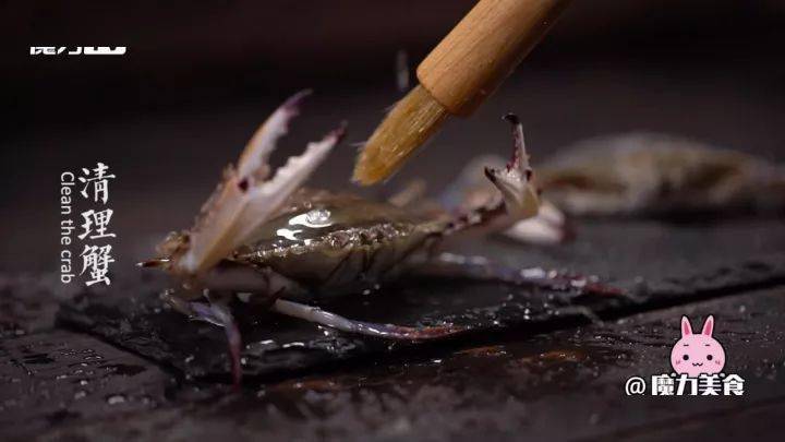 五花肉|怎么少得了螃蟹呢五花肉烧梭子蟹|中秋节快到了