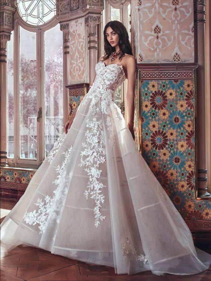 Lahav|一针一线还原维多利亚时期的典雅，世界顶级高定Galia Lahav的复古婚纱，美到词穷！