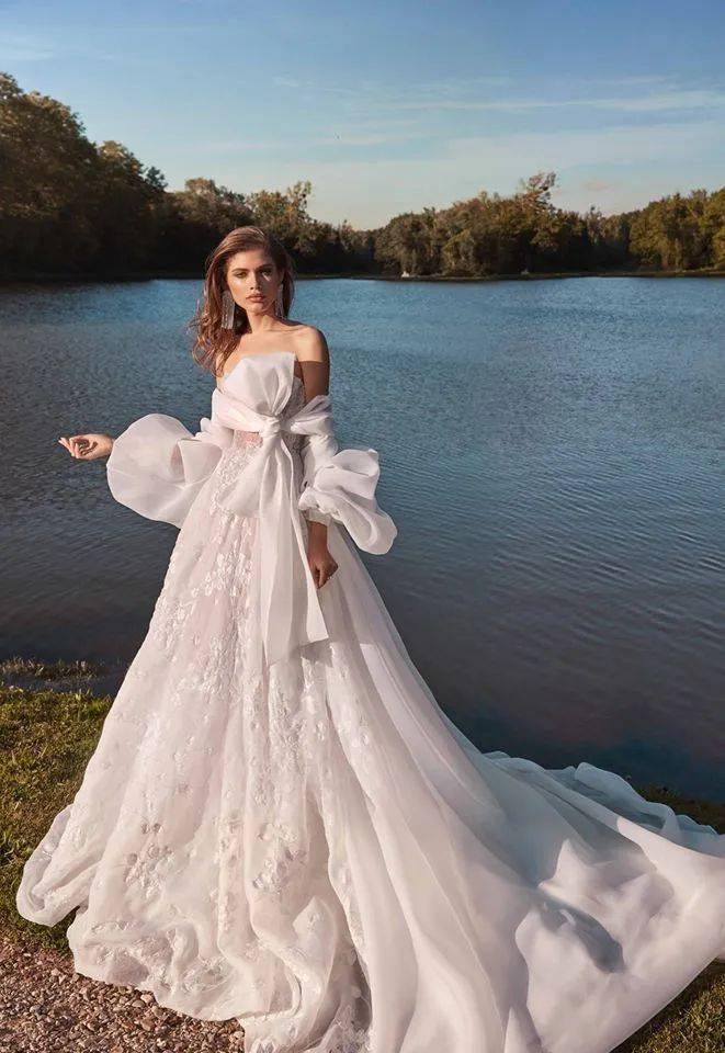 Lahav|一针一线还原维多利亚时期的典雅，世界顶级高定Galia Lahav的复古婚纱，美到词穷！