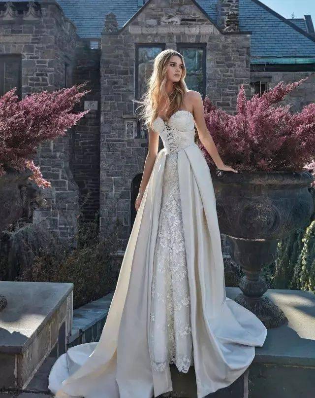 Lahav|一针一线还原维多利亚时期的典雅，世界顶级高定Galia Lahav的复古婚纱，美到词穷！