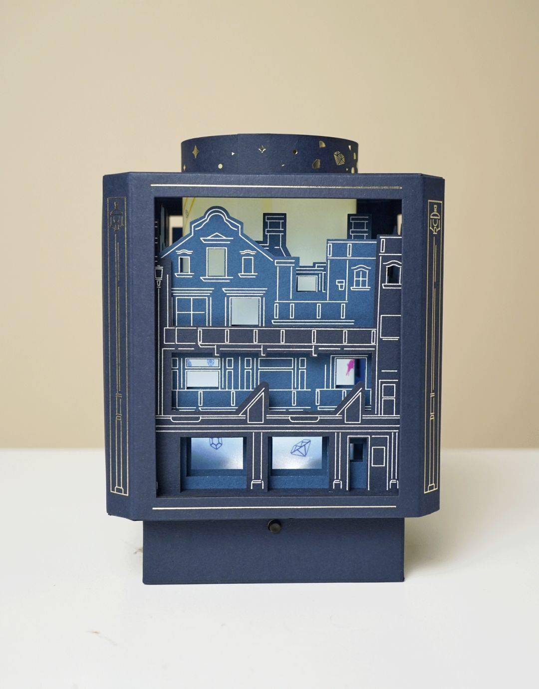 宇博|宇博带着他60个大牌月饼又来啦！这次要全部送给客官们！