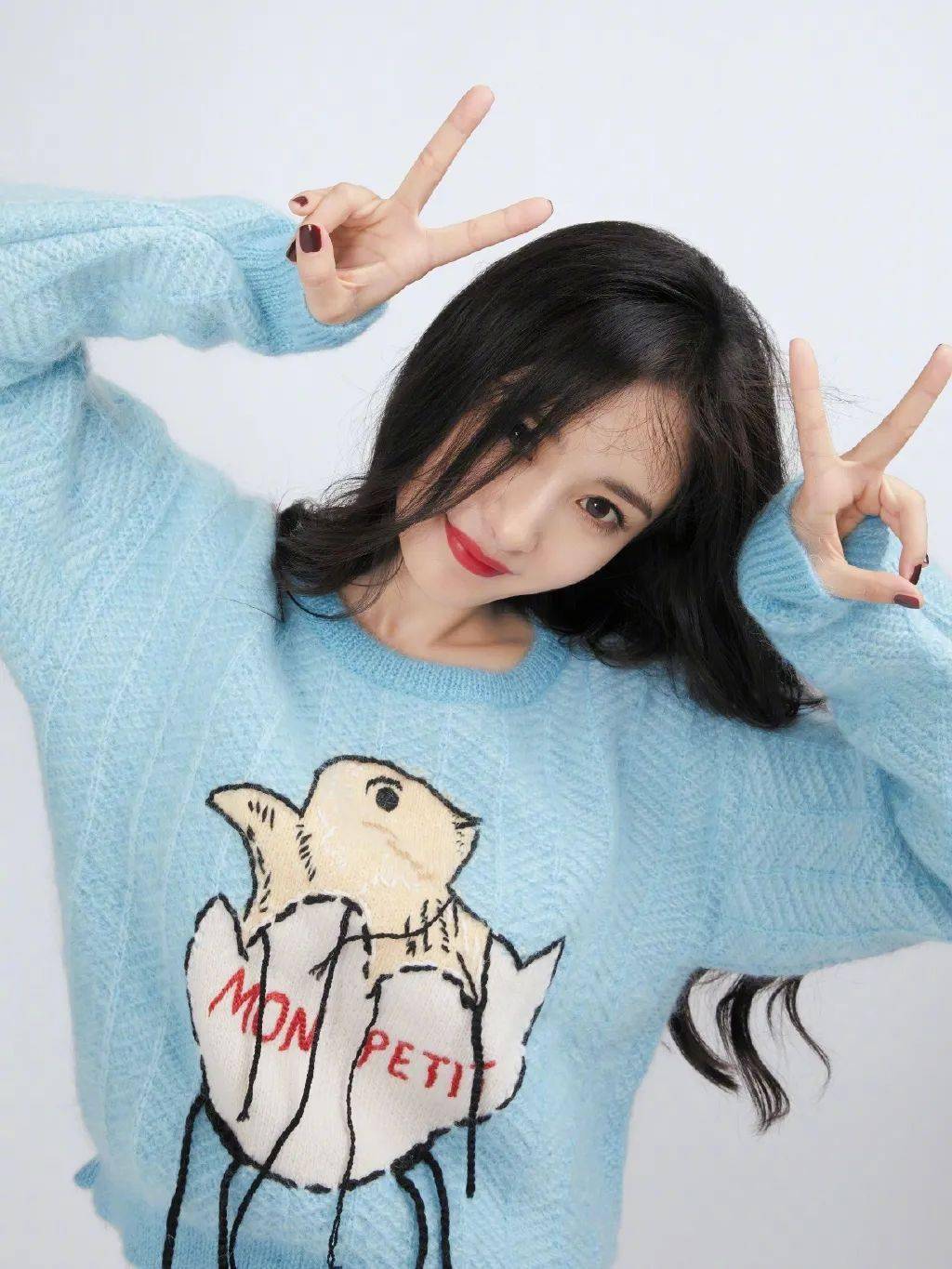 卷发|今年秋冬最C位的发型 杨幂赵丽颖都帮你们想好啦！