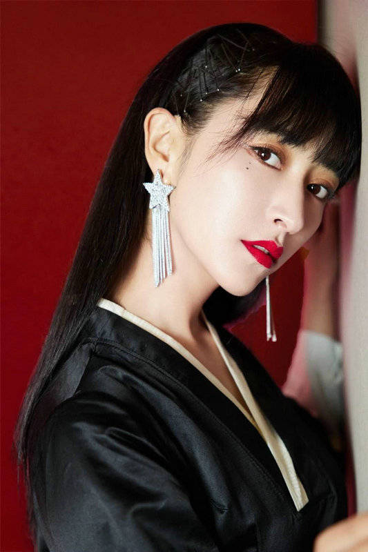 李国梁|曲尼次仁凭《攀登者》提名百花奖最佳女配 获益良多感恩前辈