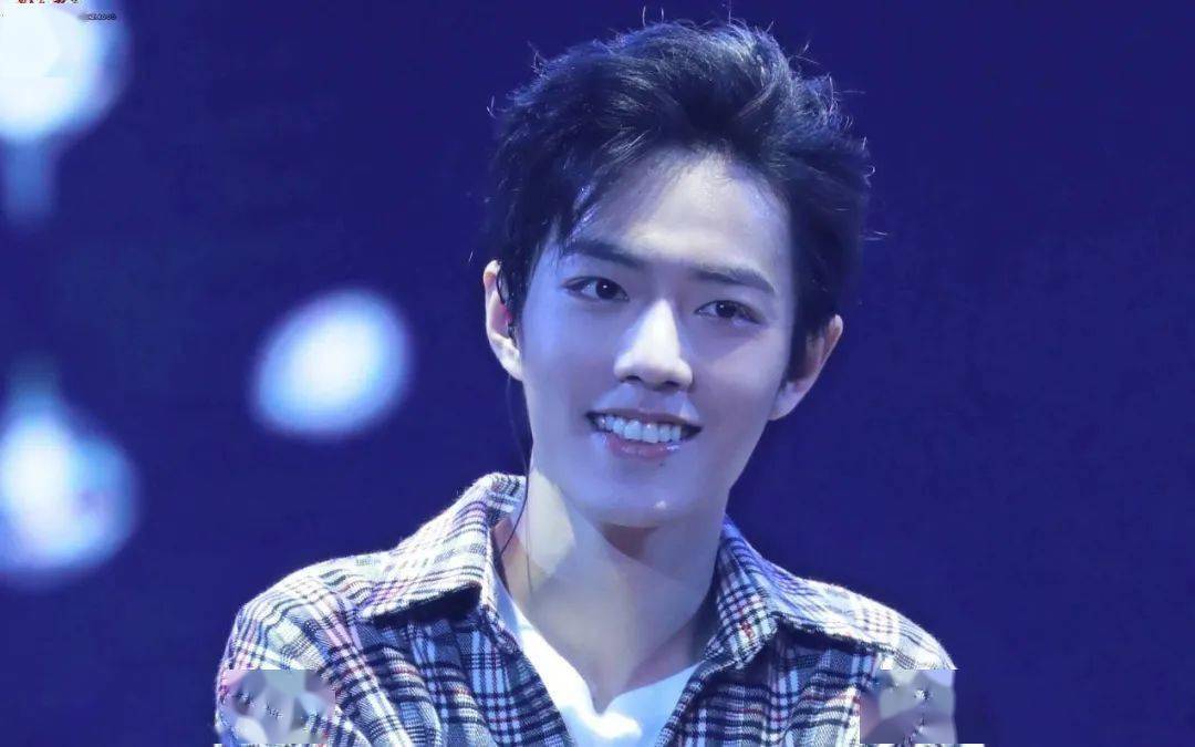 马楠|秋天,是最适合穿衬衫的季节