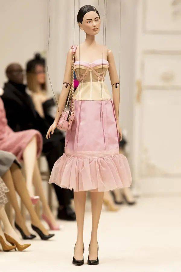 时装周|所以,以后时装周都没人了吗?