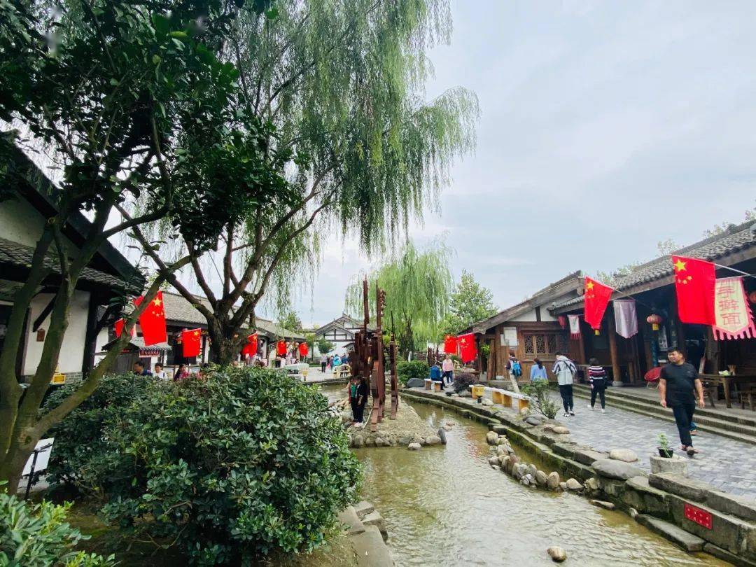 汉中网红古镇双节假期吃喝玩乐住游购全攻略上线!